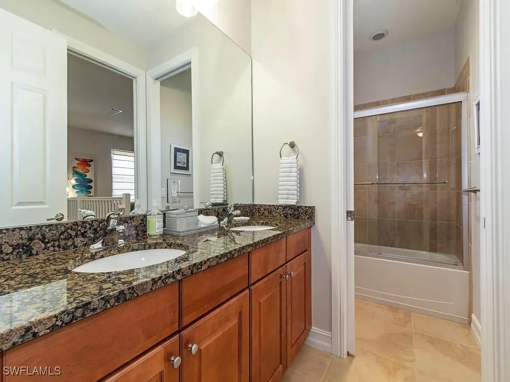 9105 Yuba Lane Naples FL 34113