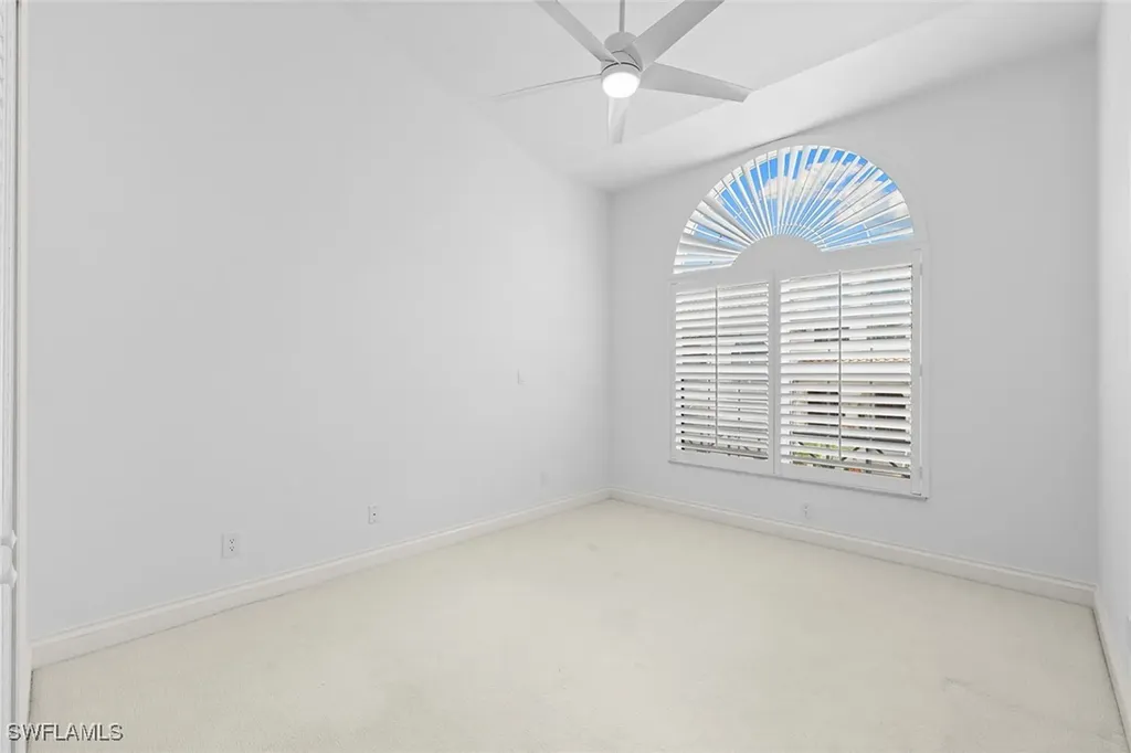 156 Colonade Circle Naples FL 34103