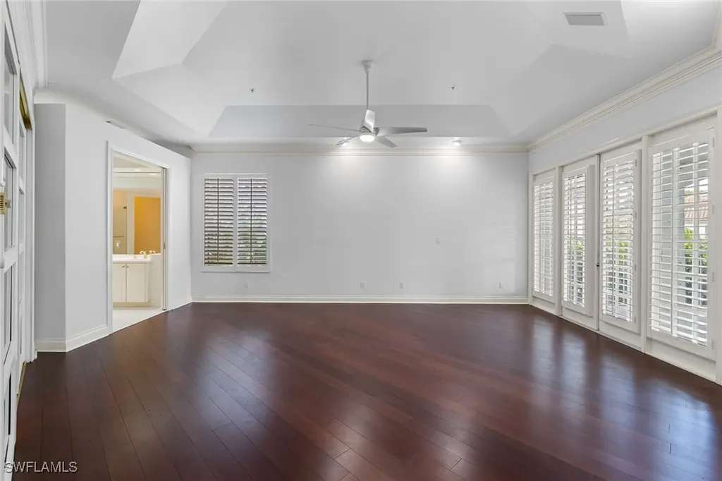 156 Colonade Circle Naples FL 34103