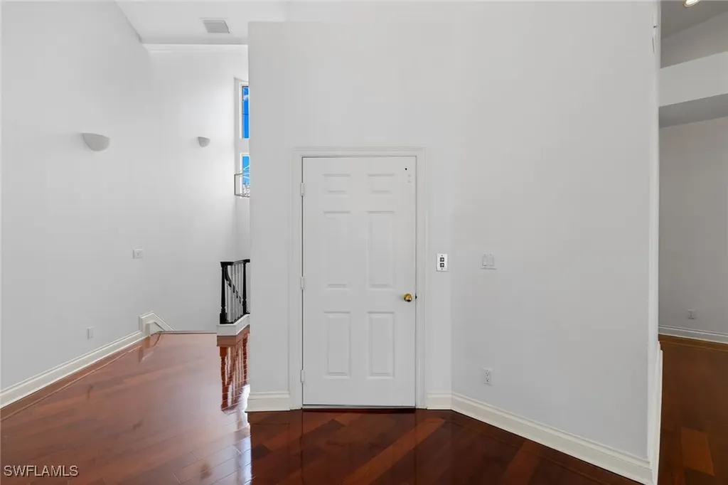 156 Colonade Circle Naples FL 34103