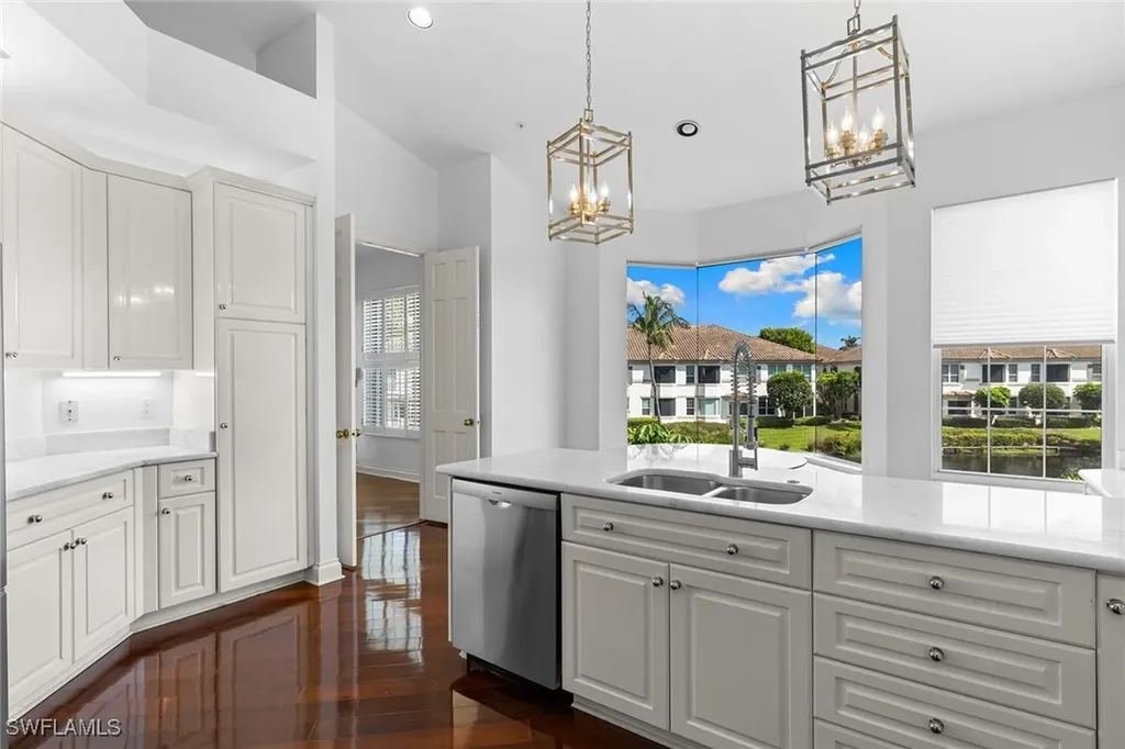 156 Colonade Circle Naples FL 34103