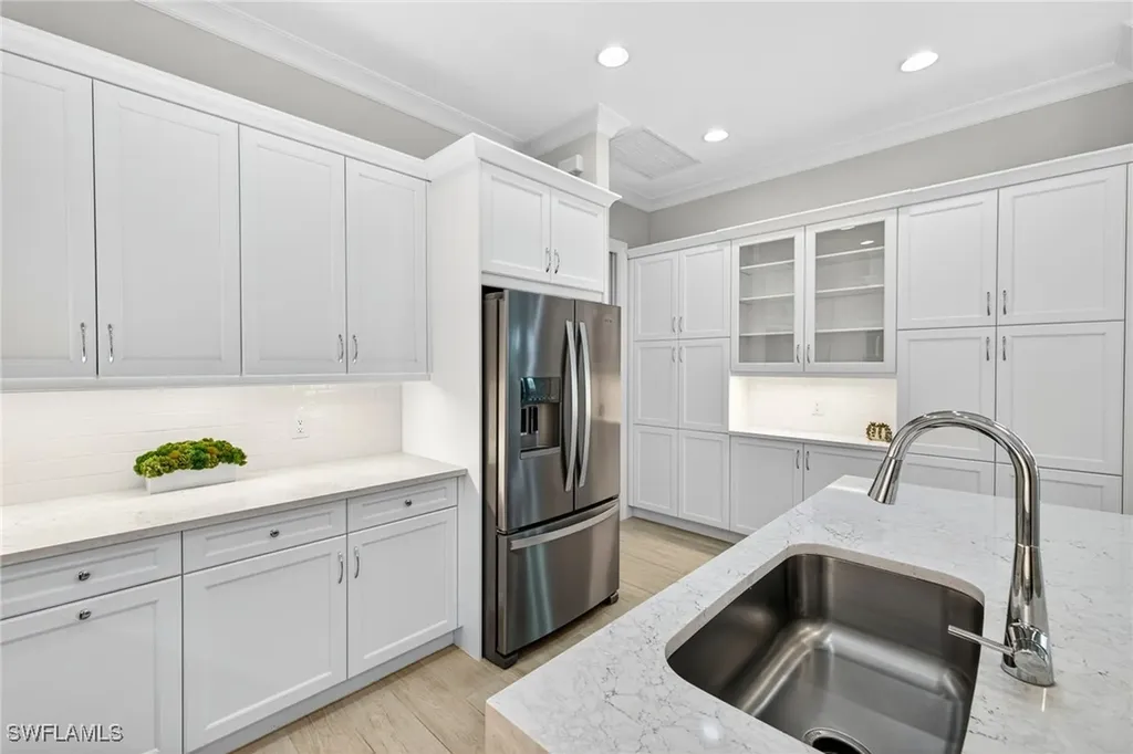 8904 Yucatan Court Naples FL 34112