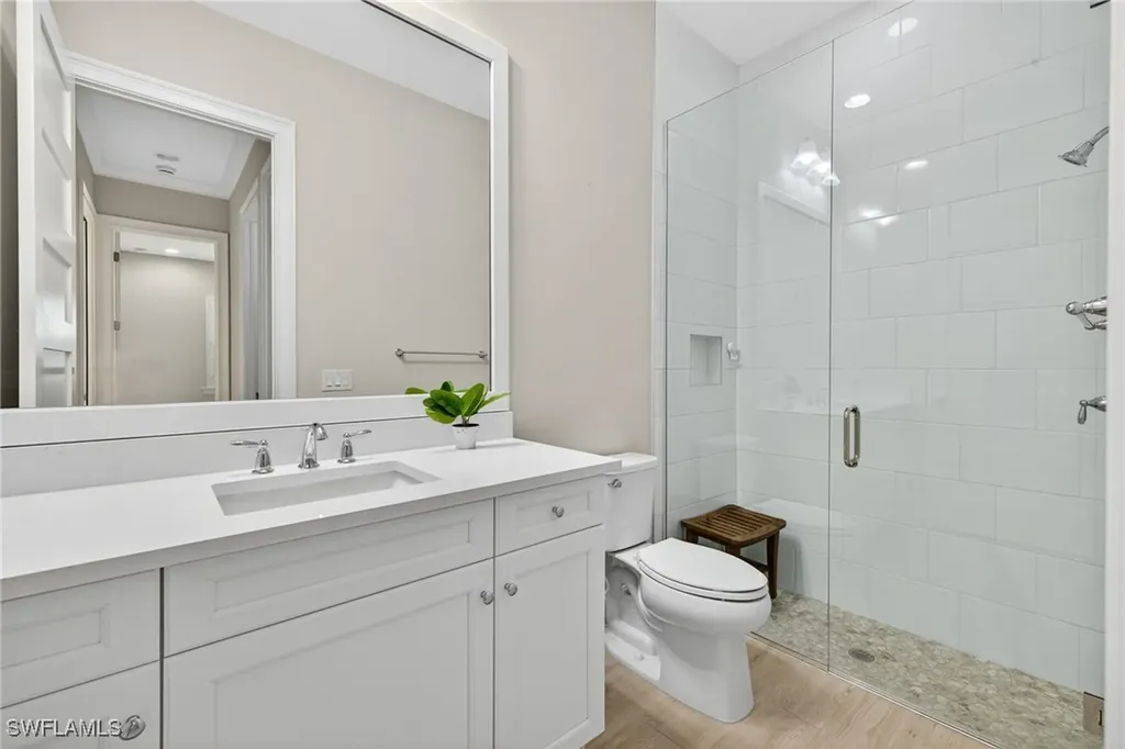 8904 Yucatan Court Naples FL 34112