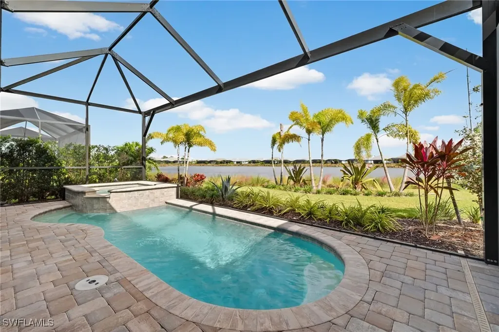 8904 Yucatan Court Naples FL 34112