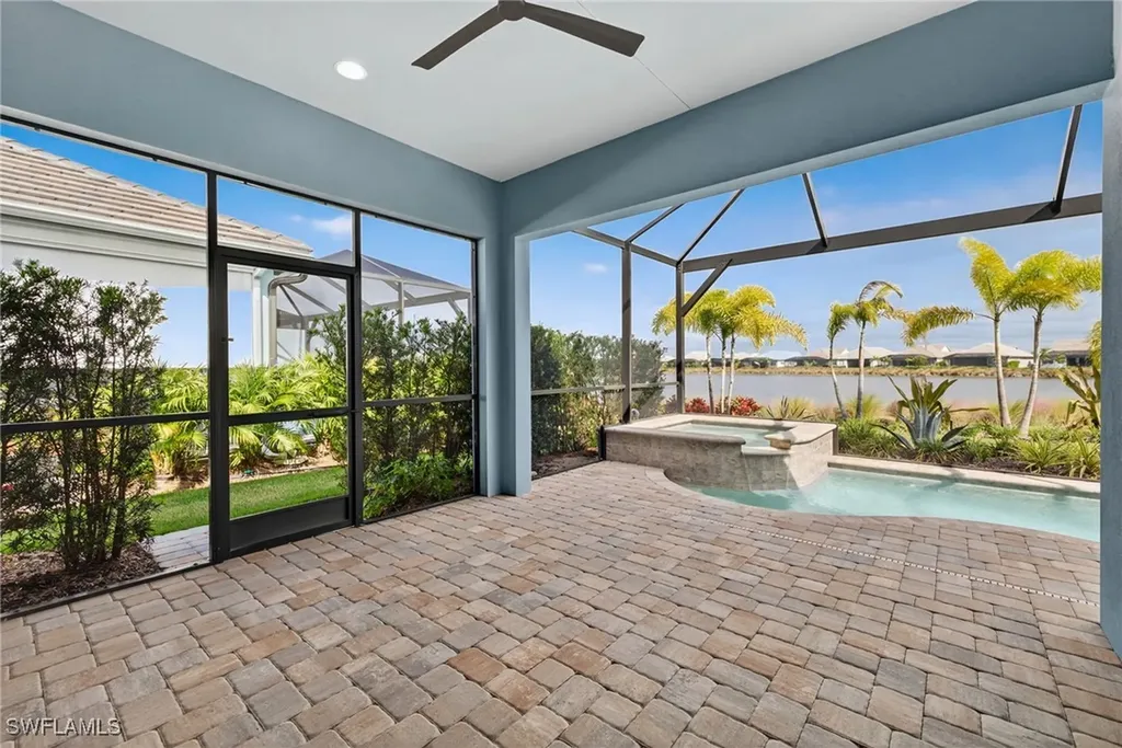 8904 Yucatan Court Naples FL 34112