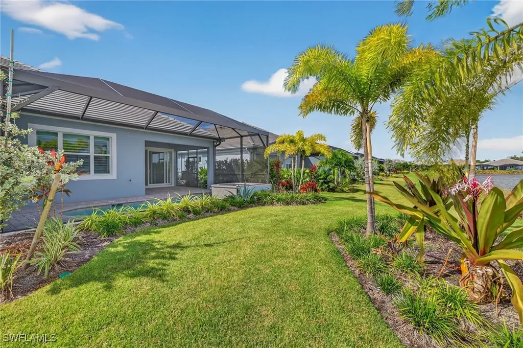 8904 Yucatan Court Naples FL 34112