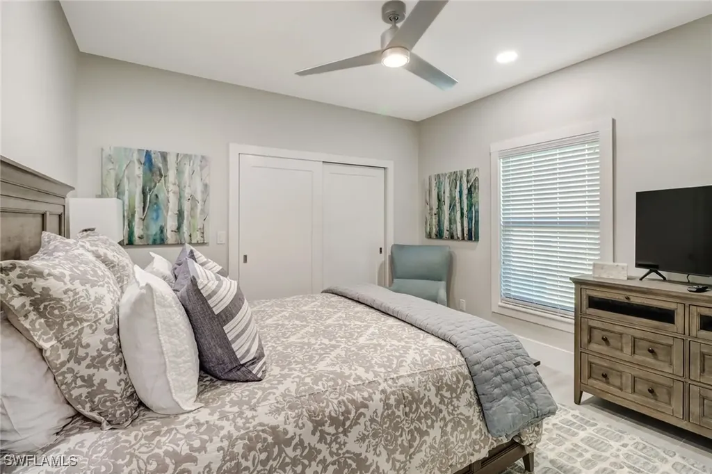 28070 Winthrop Circle Bonita Springs FL 34134