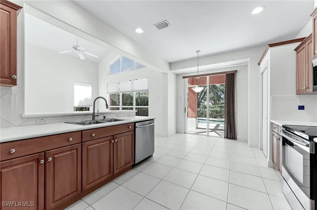 20171 Eagle Glen Way Estero FL 33928
