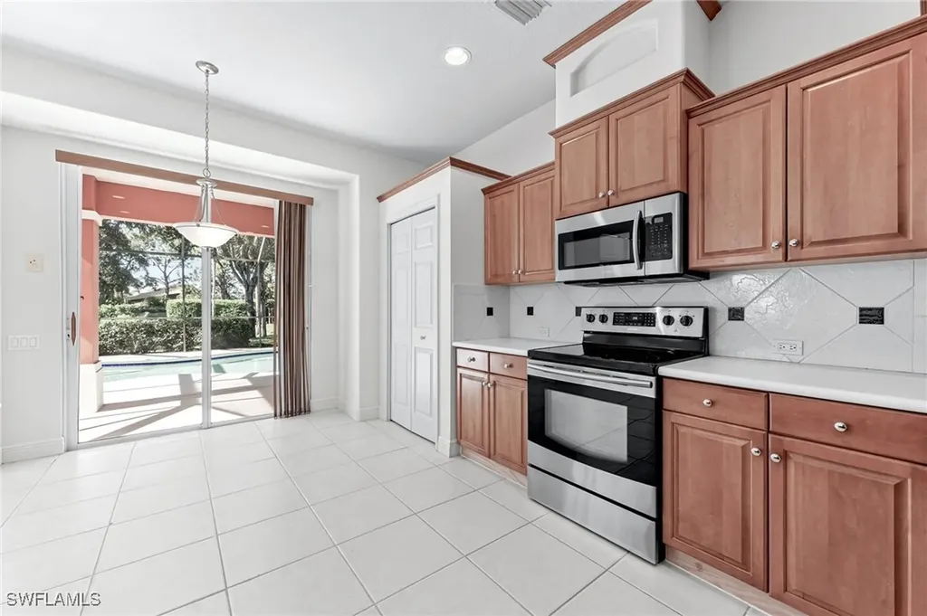 20171 Eagle Glen Way Estero FL 33928