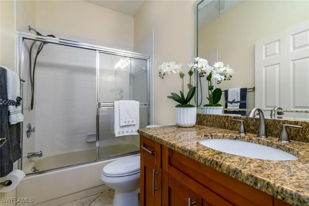 66 Fountain Circle Naples FL 34119