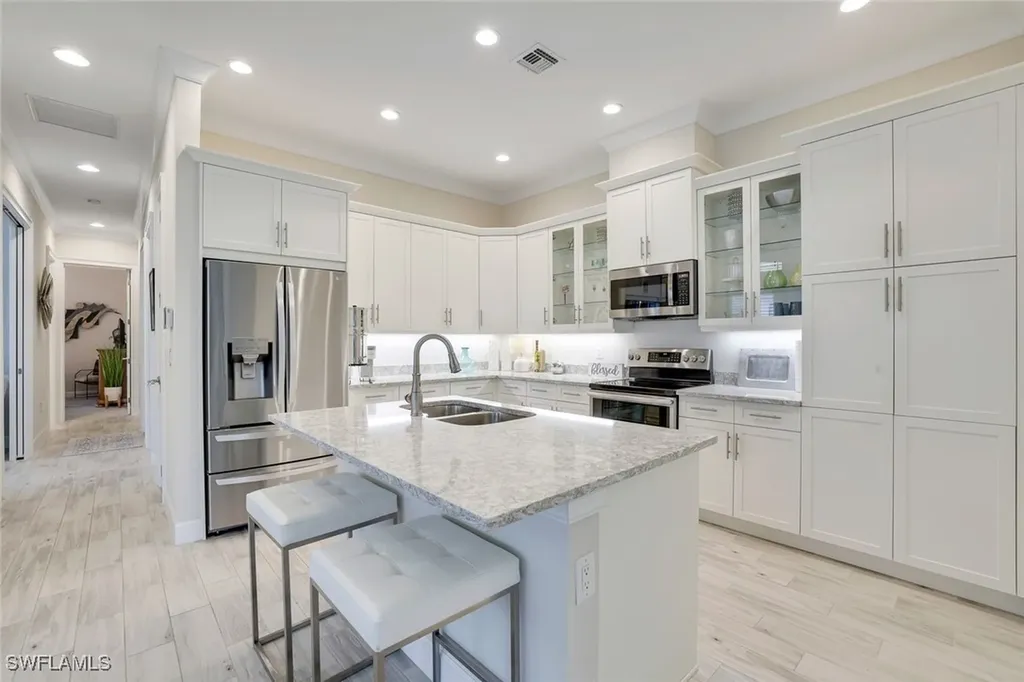 5831 Haiti Drive Naples FL 34113