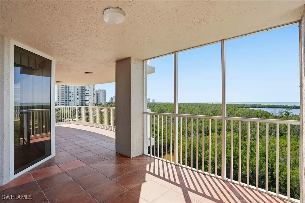 6849 Grenadier Boulevard Naples FL 34108