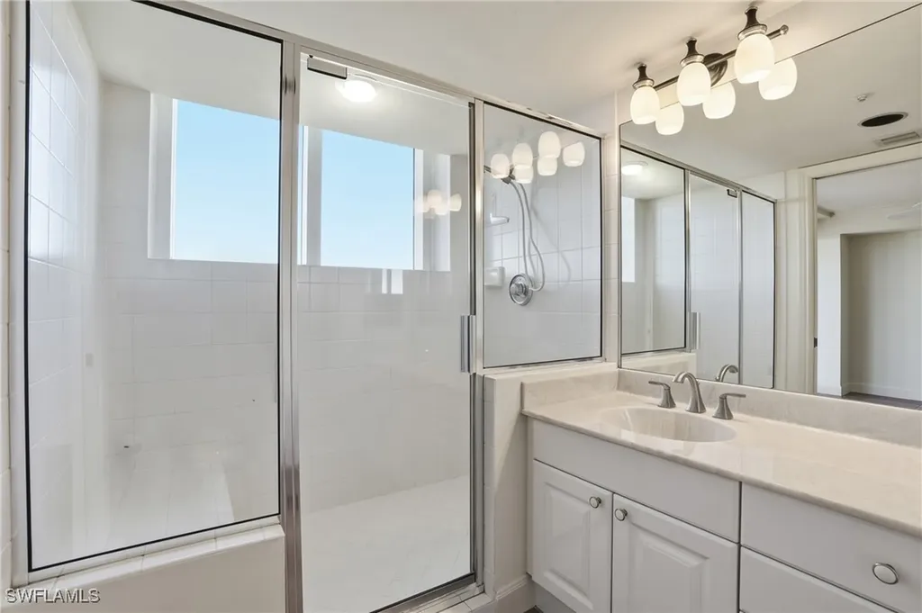 6849 Grenadier Boulevard Naples FL 34108