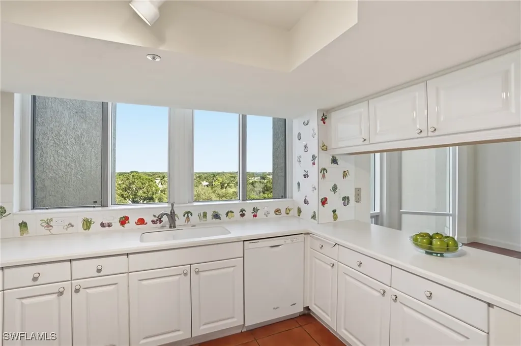 6849 Grenadier Boulevard Naples FL 34108