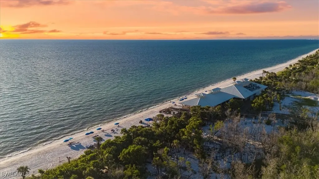 6849 Grenadier Boulevard Naples FL 34108