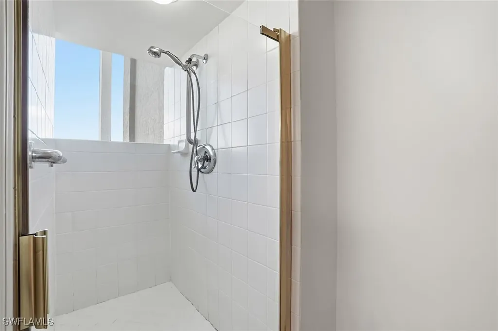 6849 Grenadier Boulevard Naples FL 34108