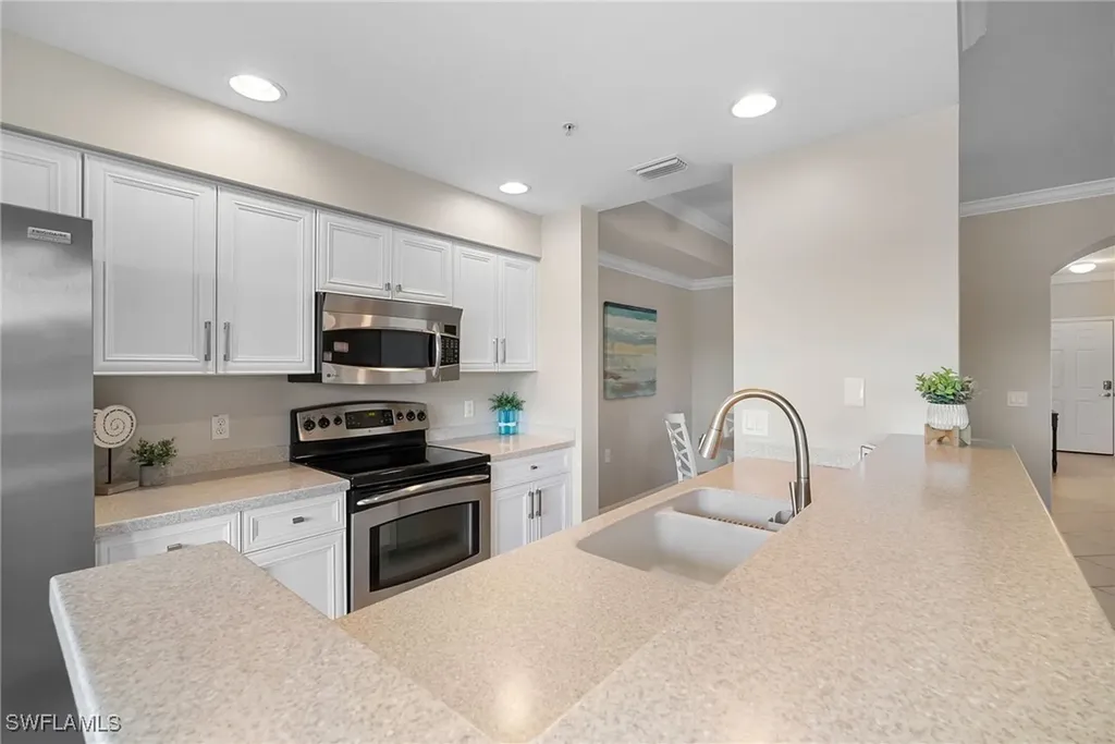10265 Heritage Bay Boulevard Naples FL 34120