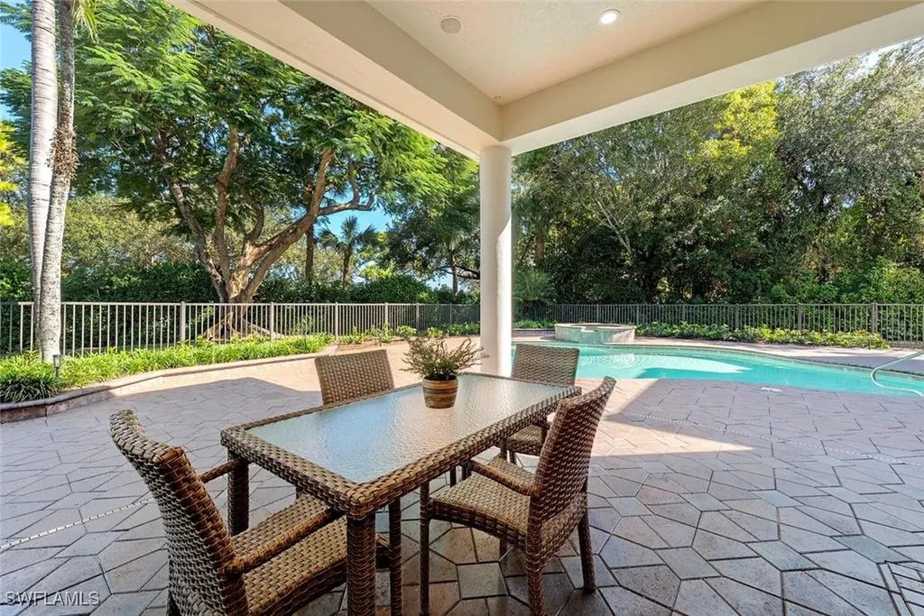 1252 Pocantico Lane Naples FL 34110