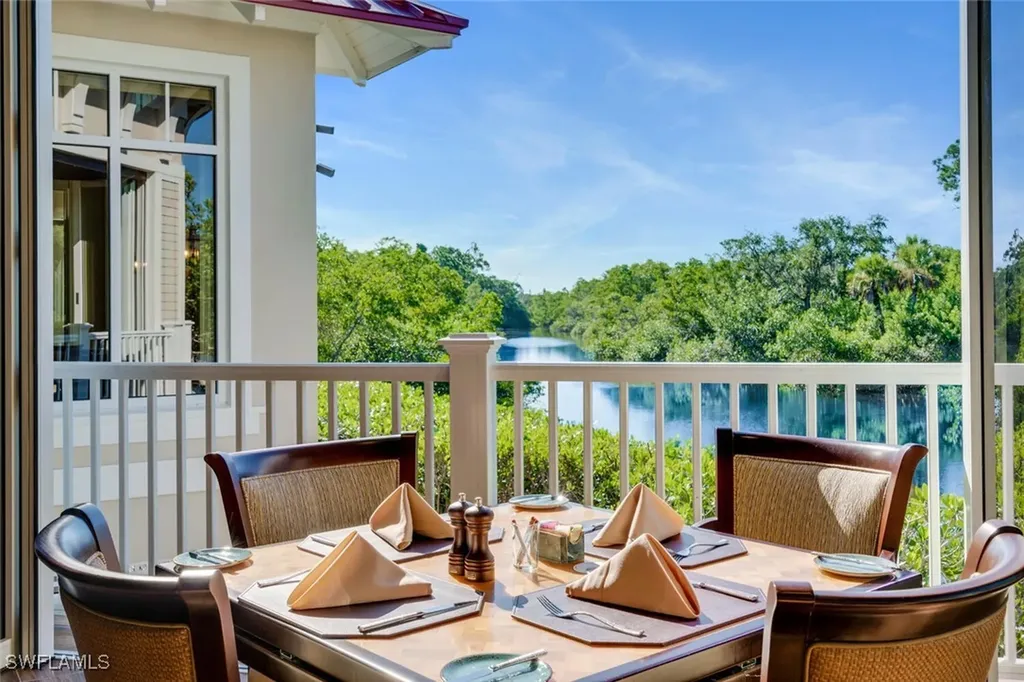 1252 Pocantico Lane Naples FL 34110