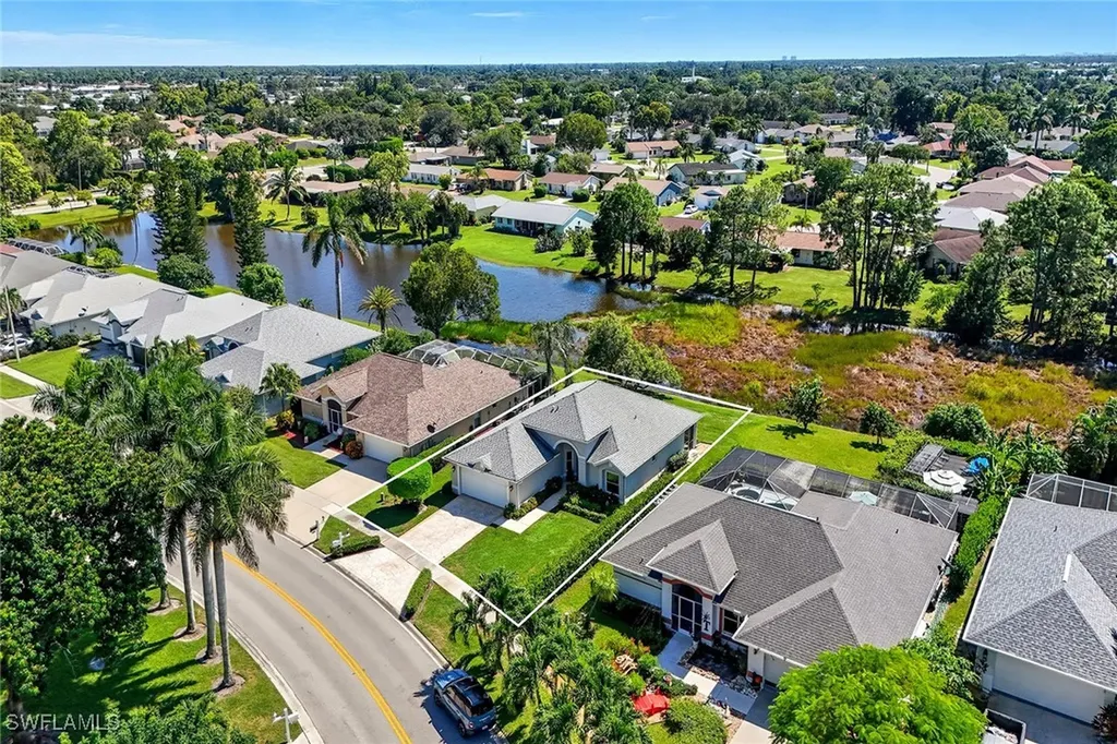 3688 Kent Drive Naples FL 34112