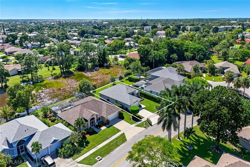 3688 Kent Drive Naples FL 34112