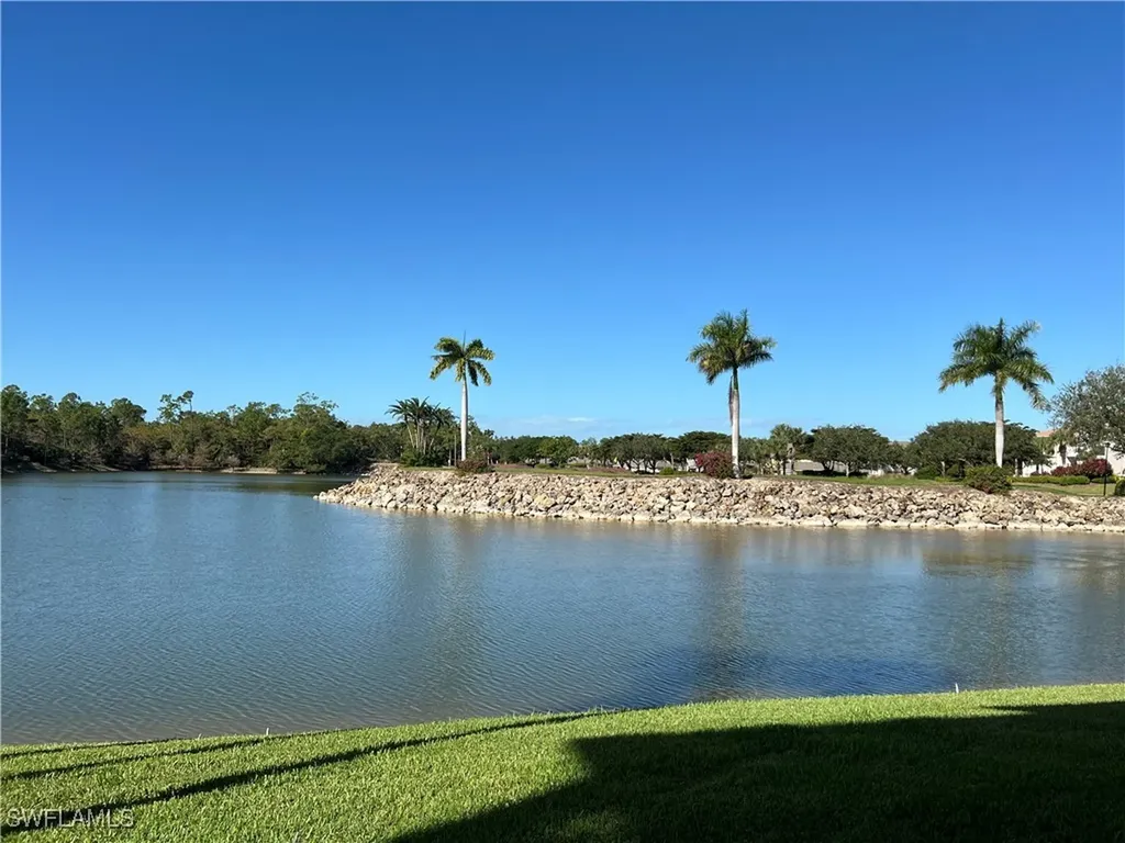 Naples FL, 7505 Stoneybrook Drive, Unit 713