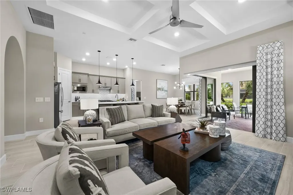 9284 Cormorant Drive Naples FL 34120