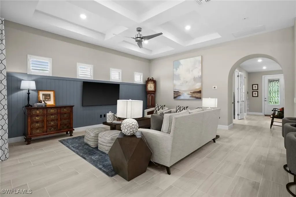 9284 Cormorant Drive Naples FL 34120