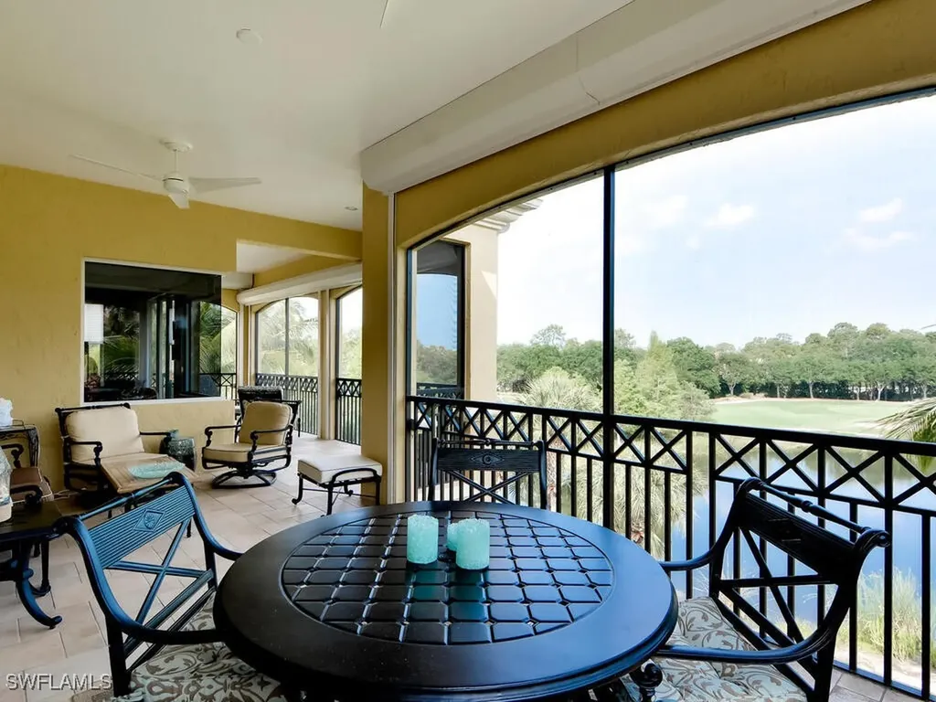 2605 Estrella Court Naples FL 34109