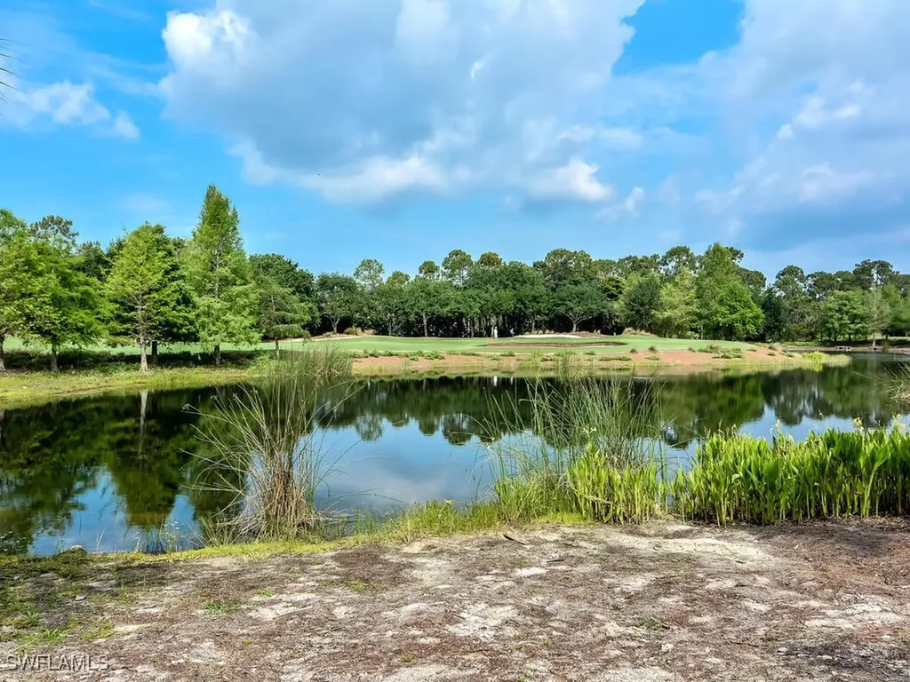2605 Estrella Court Naples FL 34109