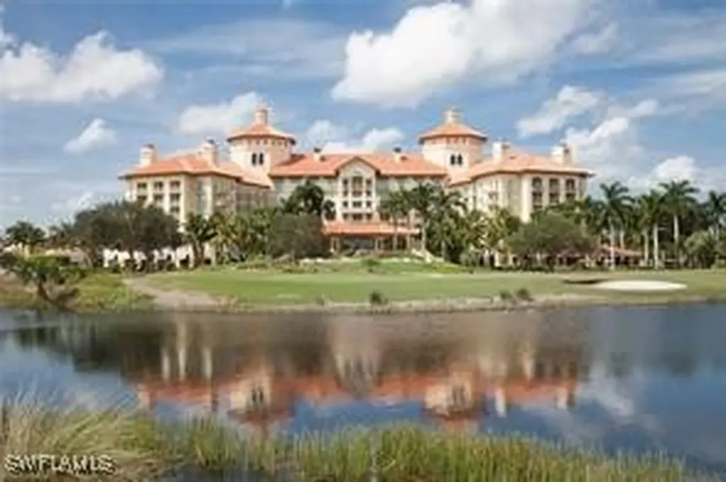 2605 Estrella Court Naples FL 34109