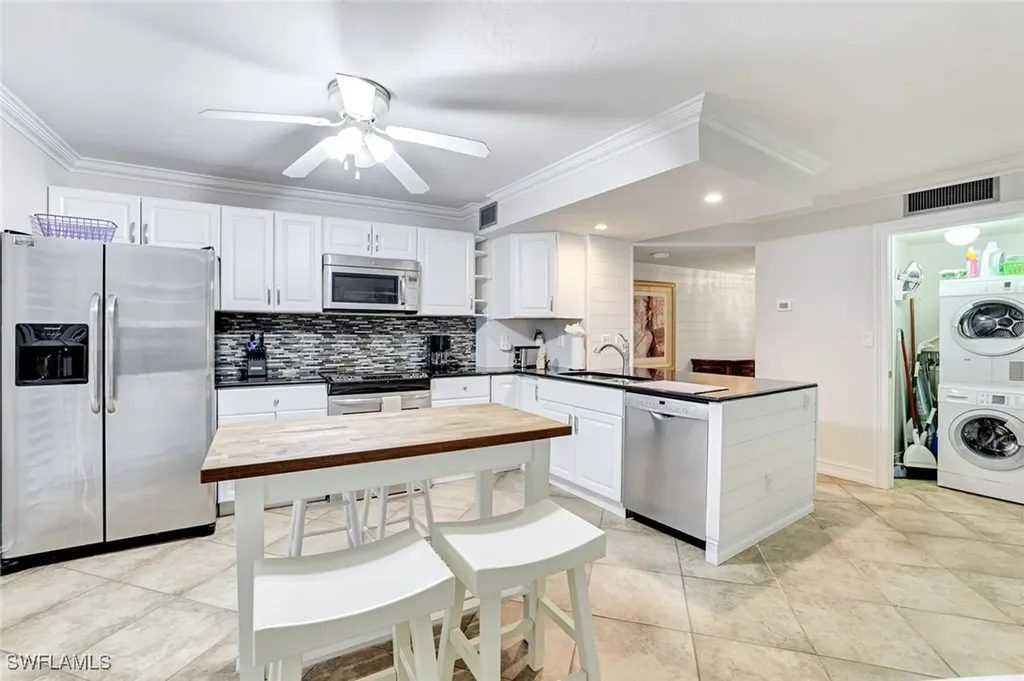 1085 Bald Eagle Drive Marco Island FL 34145