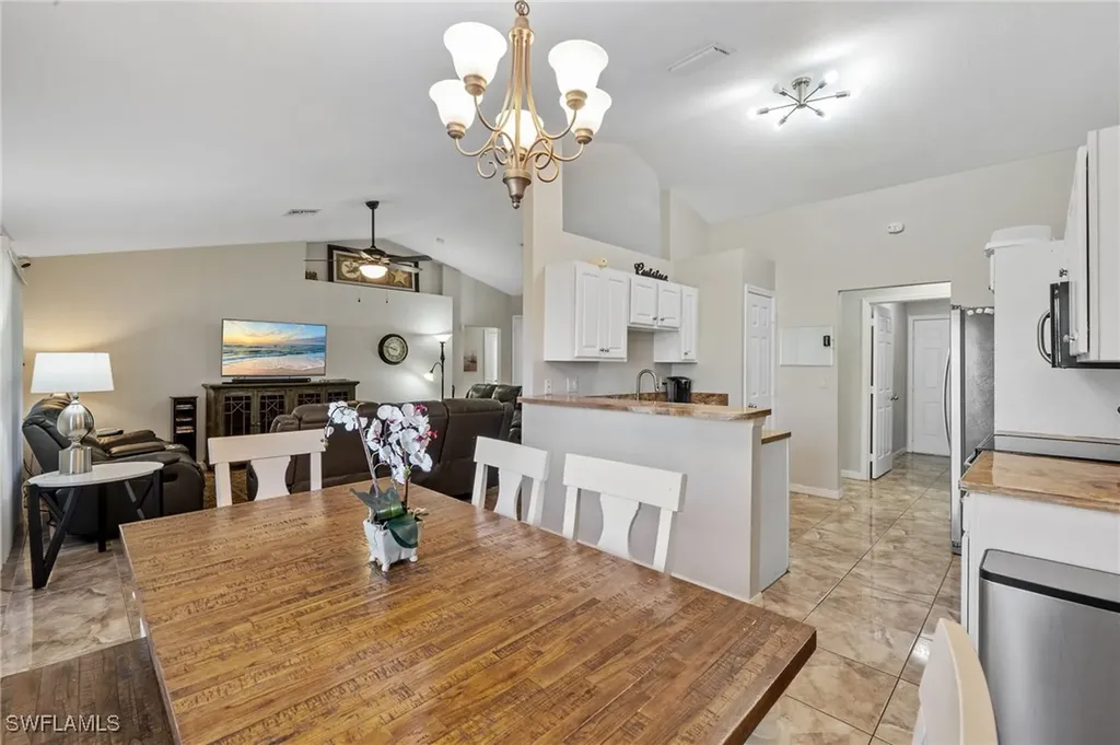 2409 Edgewater Way Lehigh Acres FL 33936