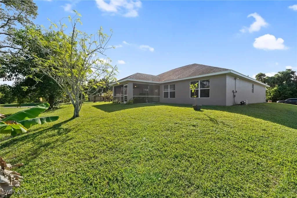 2409 Edgewater Way Lehigh Acres FL 33936