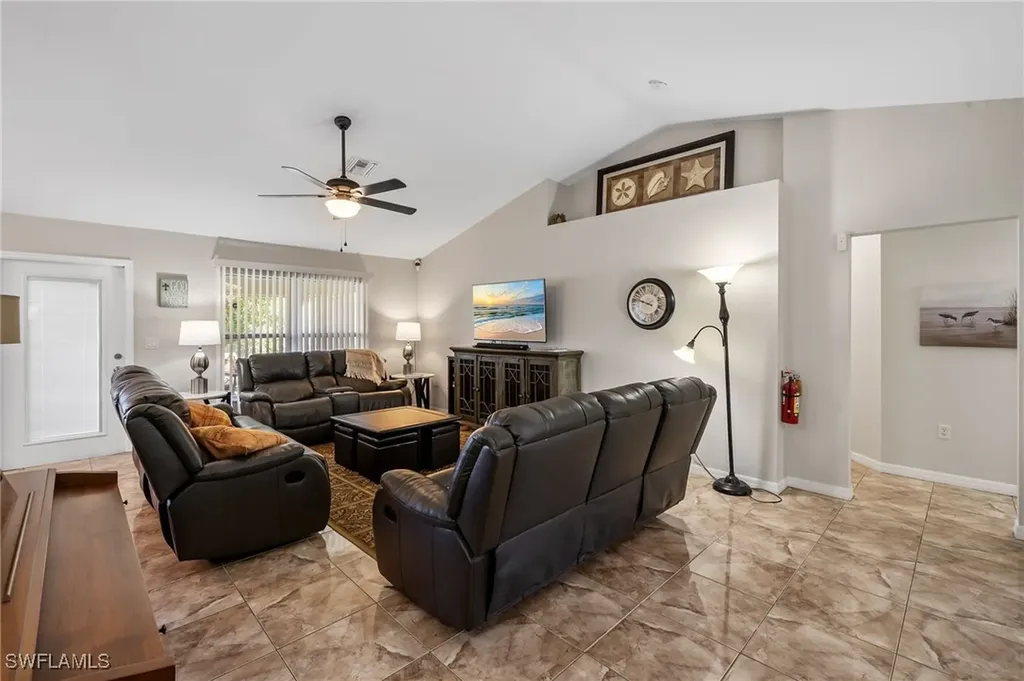 2409 Edgewater Way Lehigh Acres FL 33936