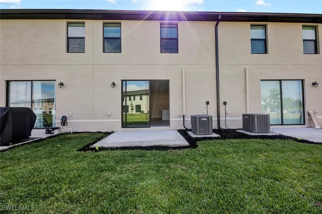 14236 Oviedo Place Fort Myers FL 33905