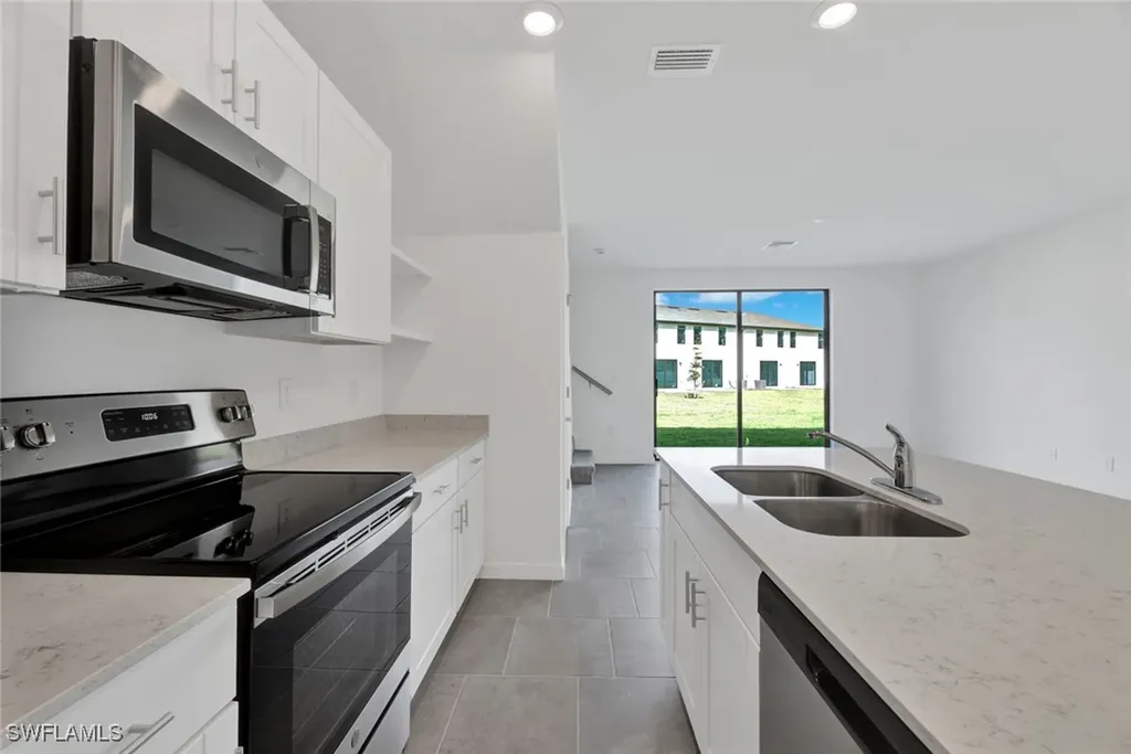 14236 Oviedo Place Fort Myers FL 33905