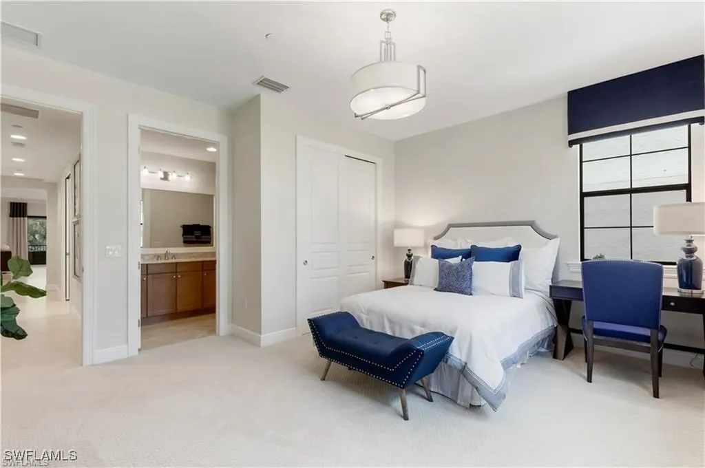 16382 Viansa Way Naples FL 34110