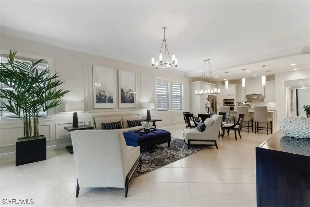 16382 Viansa Way Naples FL 34110