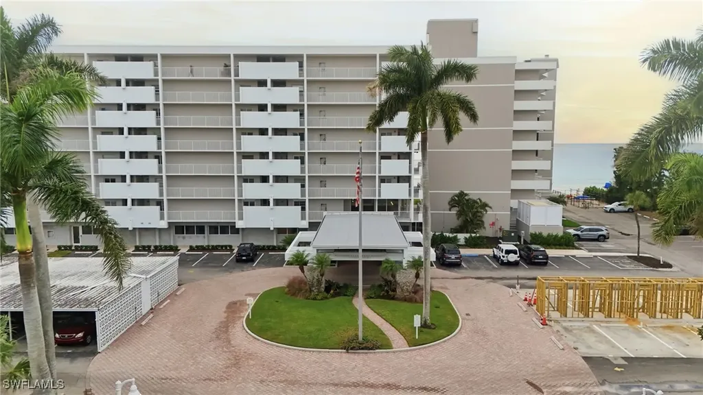 3443 Gulf Shore Boulevard N Naples FL 34103