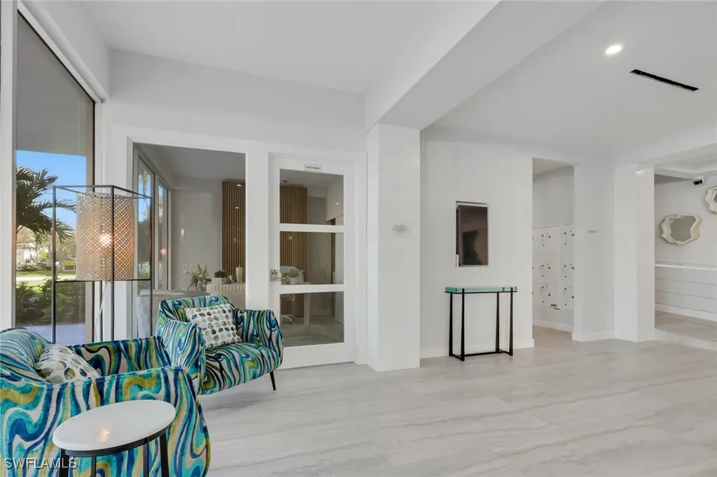1 Bluebill Avenue Naples FL 34108