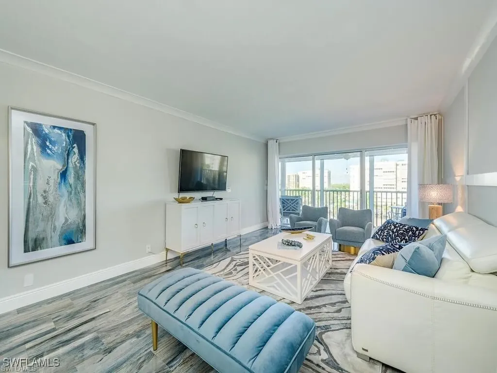 1 Bluebill Avenue Naples FL 34108