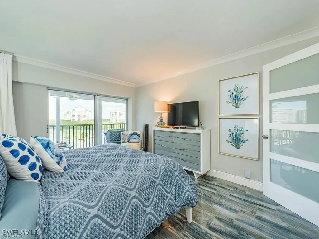 1 Bluebill Avenue Naples FL 34108