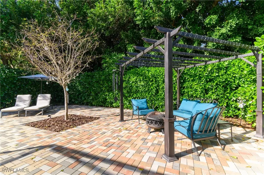 7739 Citrus Hill Lane Naples FL 34109