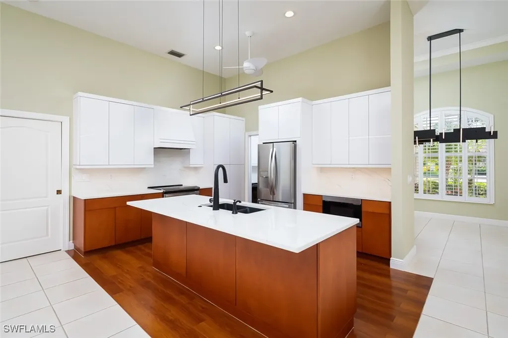 6900 Mill Run Circle Naples FL 34109
