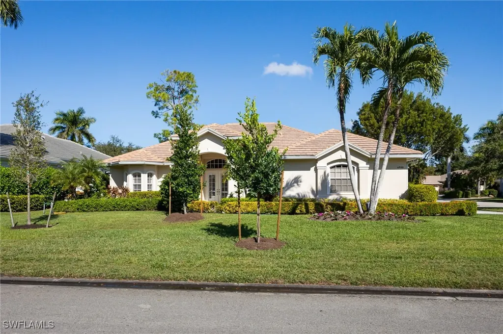 6900 Mill Run Circle Naples FL 34109