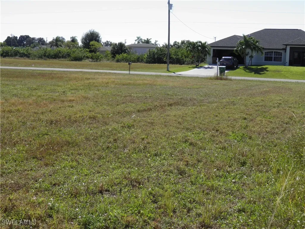 1627 NE 23rd Terrace Cape Coral FL 33909