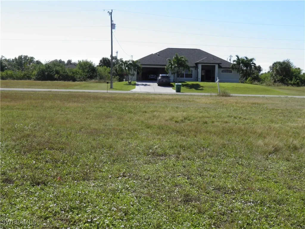 1627 NE 23rd Terrace Cape Coral FL 33909