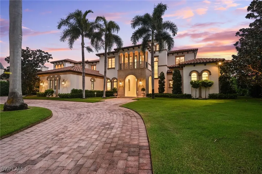 Naples FL, 333 Sedgwick Court