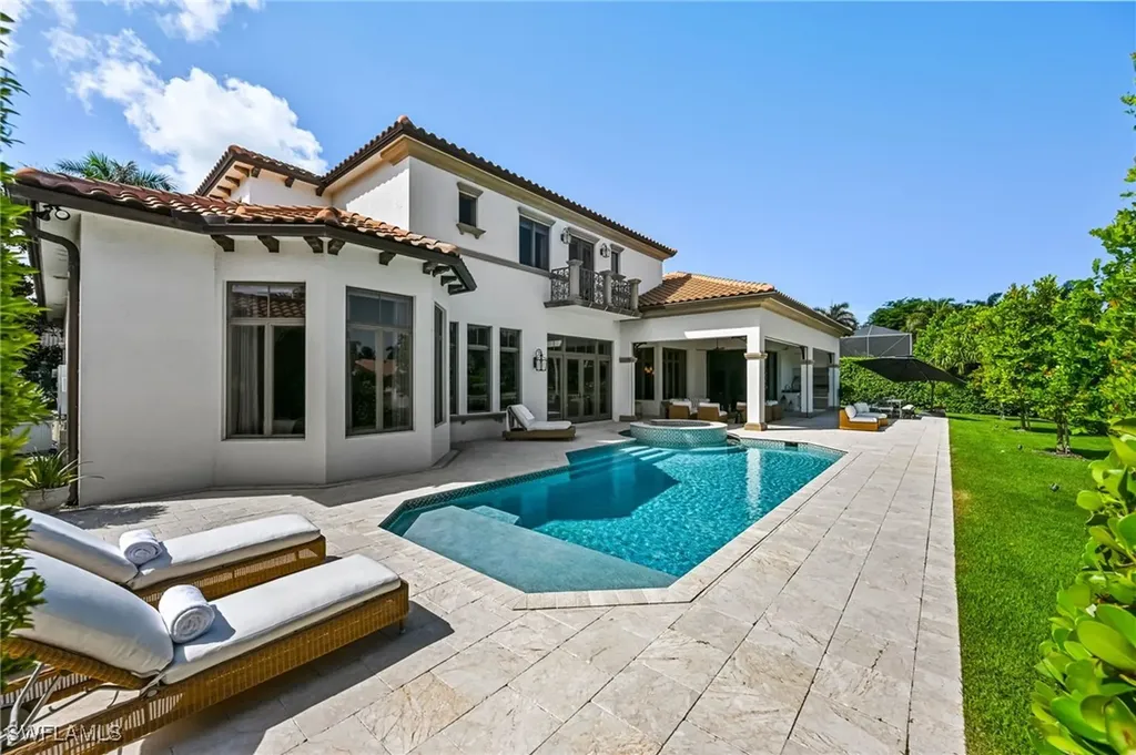 333 Sedgwick Court Naples FL 34108